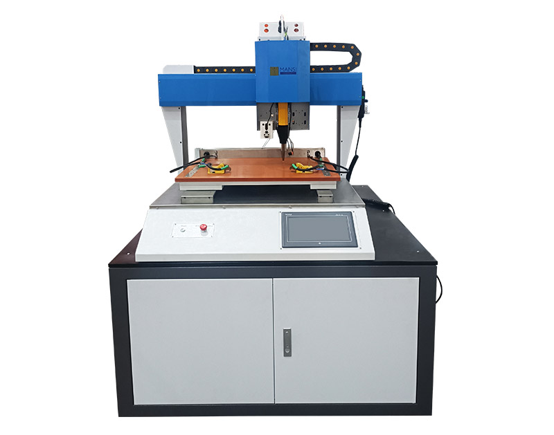 0505槕(zhuo)麵式(shi)栽釘機