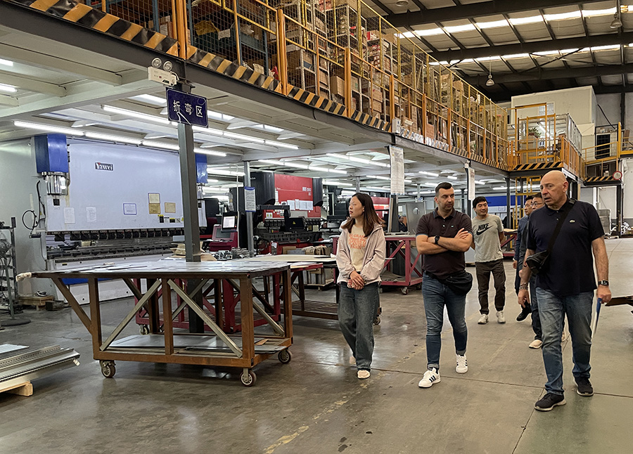 自動化(hua)設備(1)